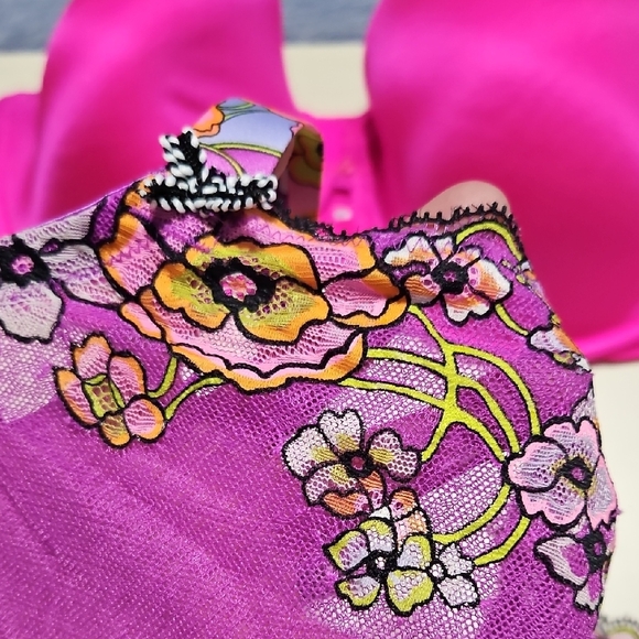 Vibrant Pink and Purple Floral Lace Bra - Picture 5 of 10